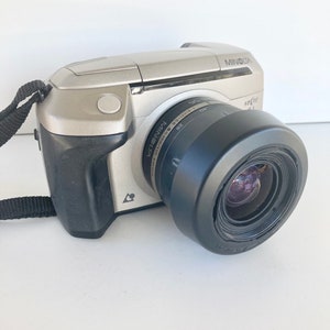 Vintage 35mm film camera Minolta S-1 35mm film Camera See us for a great collection of Vintage Cameras