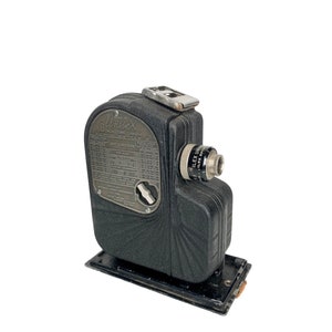 Vintage film movie camera Univex Cine Camera 8MM Movie Camera- Gift photographer - Film photography - Gift camera