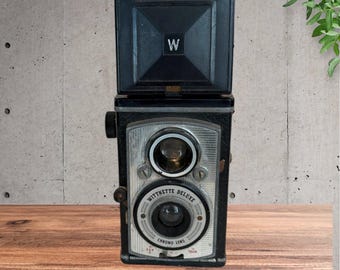 Vintage Twin Lens TLR Camera Deluxe Wittnette Chrono lens Camera