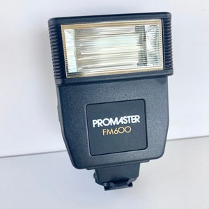 Vintage 35 MM flash unit - Promaster FM600- Camera Flash Unit - 35mm camera flash