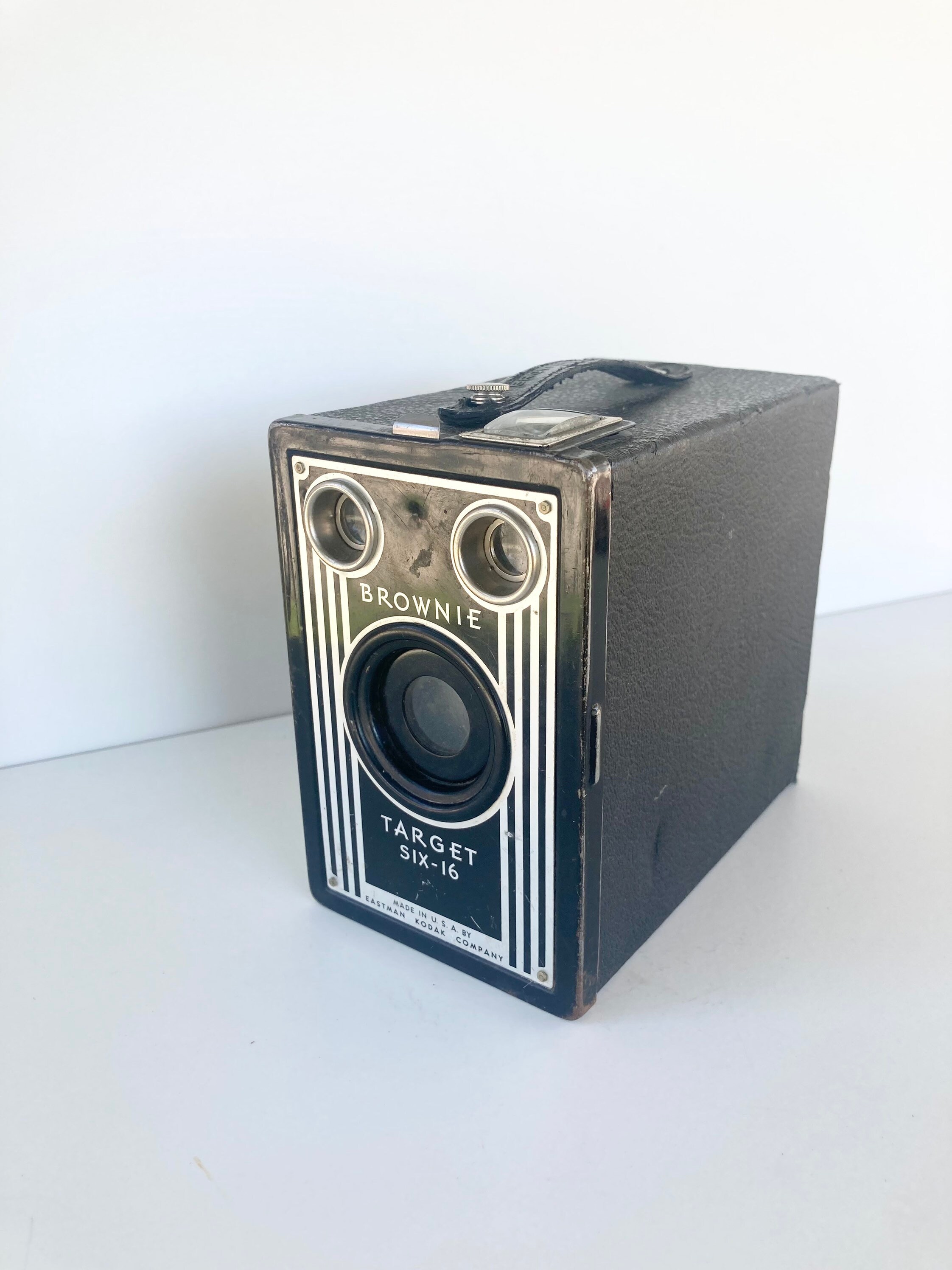 EASTMAN KODAK 社製　TARGET  SIX 16 Kodak Eastman: Brownie Target Six-16 (US) Price Guide