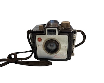 Vintage Film Camera -Kodak Holiday Flash Model Camera - Kodak Brownie