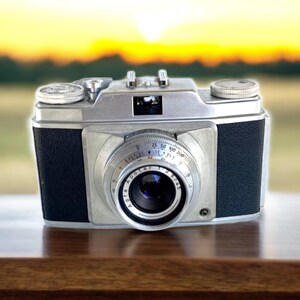 Vintage Ansco Memar Pronto Rangefinder Film Camera - We specialize in vintage cameras
