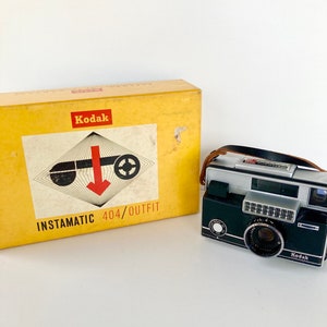 Vintage film camera  Kodak Instamatic 700 Camera - We have a Vintage Camera for You