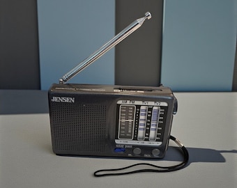 Transistor Radio - Vintage NEC NT-640 Transistor Radio - Vintage
