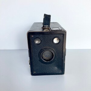 Vintage Agfa Box Camera - Check out our huge vintage camera collection
