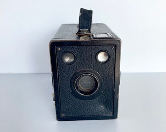 Vintage Agfa Box Camera - Check out our huge vintage camera collection