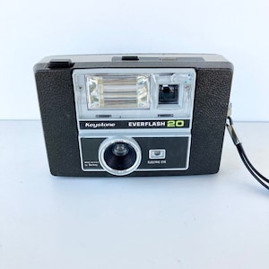 Vintage Film Camera - Keystone Everflash 20 Model Camera