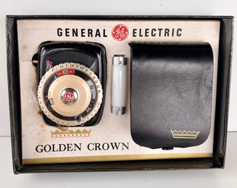 Vintage Exposure Meter - GE Golden Crown in mint condition  with Original box