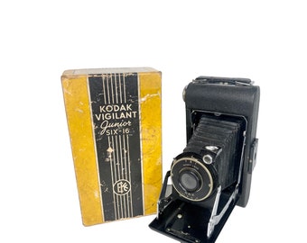 Vintage Film Camera - Kodak Six-16 Vigilant Camera in original box  - Great Condition