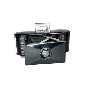 Vintage Camera - Jiffy Kodak V.P. Camera  - See all of our vintage cameras