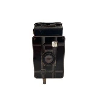 Vintage Camera - Kodak Jiffy Six-20 Camera  - See all of our vintage cameras