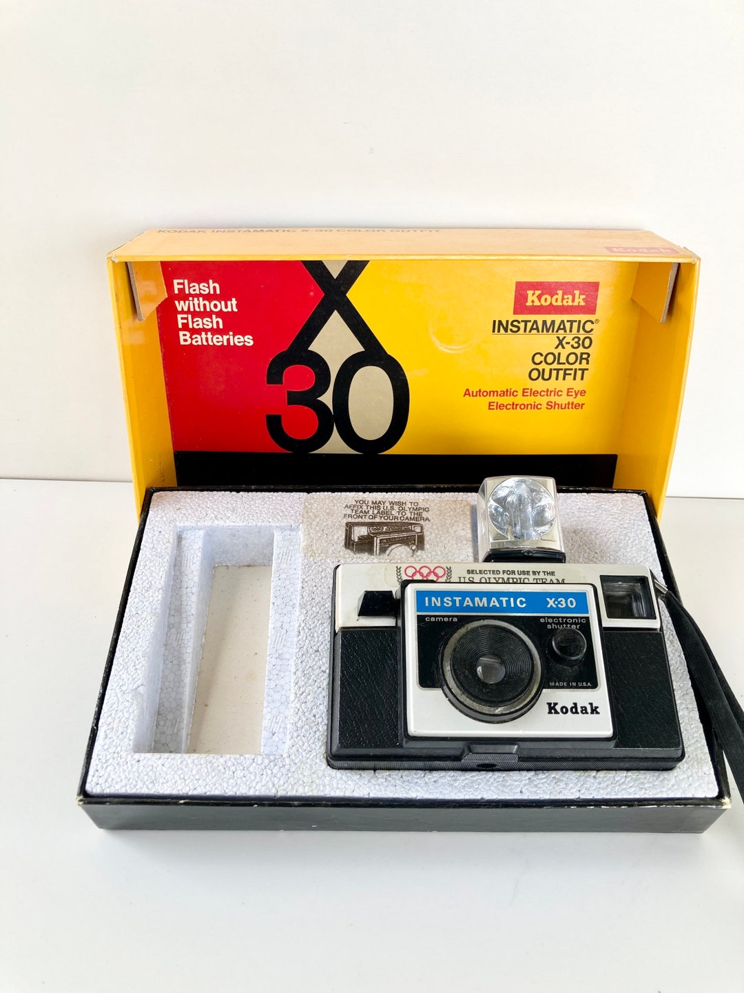 (中古)kodak  INSTAMATIC 300 Kodak Instamatic Camera 300 Vintage 1960s No Box | eBay