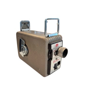 Vintage 8mm film movie camera - Awesome Kodak Brownie 8mm Movie Camera - Film Movie Camera - 8MM camera