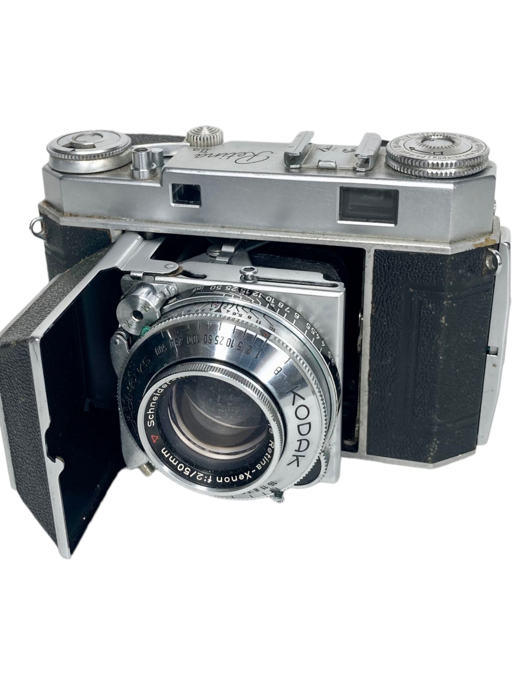 Classic Camera Review: Kodak Retina IIa - The Noisy Shutter