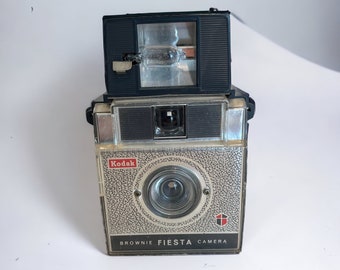 Vintage Kodak Brownie Fiesta 127 Film Camera - We have a vintage camera for you