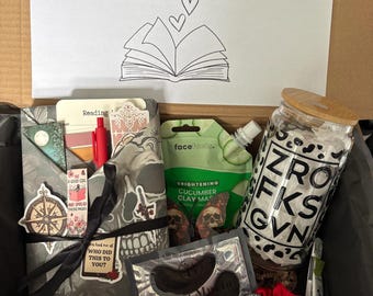 Mafia Romance Blind Date Book Box, BookTok Gift, Readers Bookish Surprise Bag