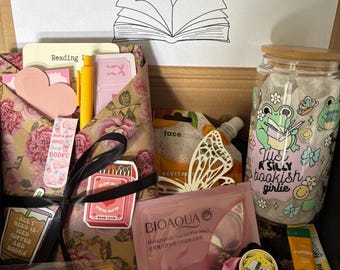 Young Adult Blind Date Book Box, Surprise Novel, Bookish Reader Gift, Mystery Book Hamper