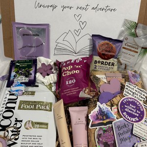 Blind date with a book box, surprise for her, bookish gift box for book lovers, book treats, bookish gifts, wrapped surprise, gifts for her