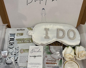 Bride Pamper box, bride pamper hamper, hug in a box, bride relaxation box, bridal shower gift, pre wedding gift, pamper gift for bride