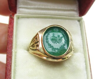 14K Gold Class Signet Ring, Sacred Heart 1964 Carved Chrysoprase Intaglio, Vintage Religious Heirloom Fine Gold Jewelry