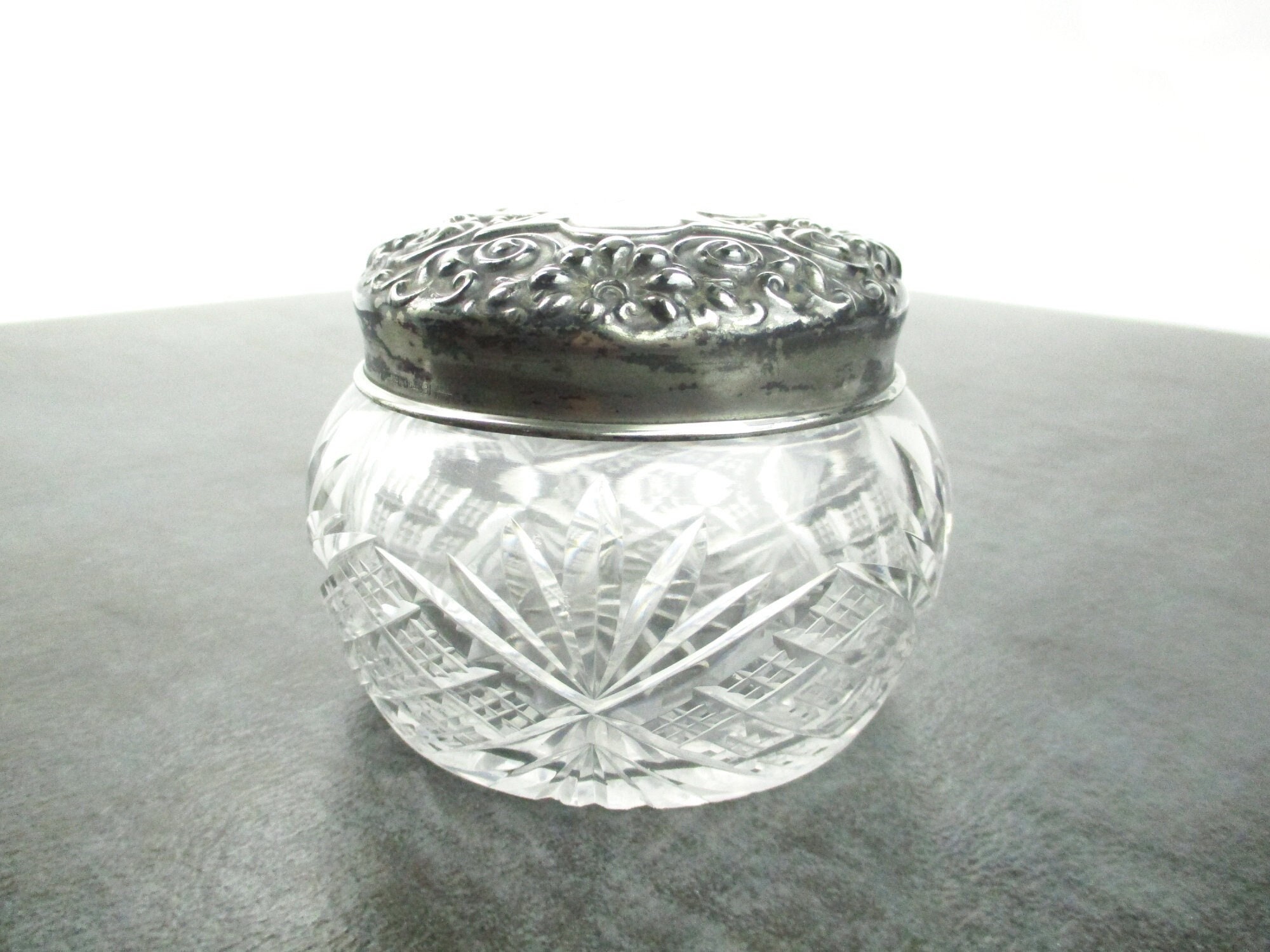 antique small powder container Used