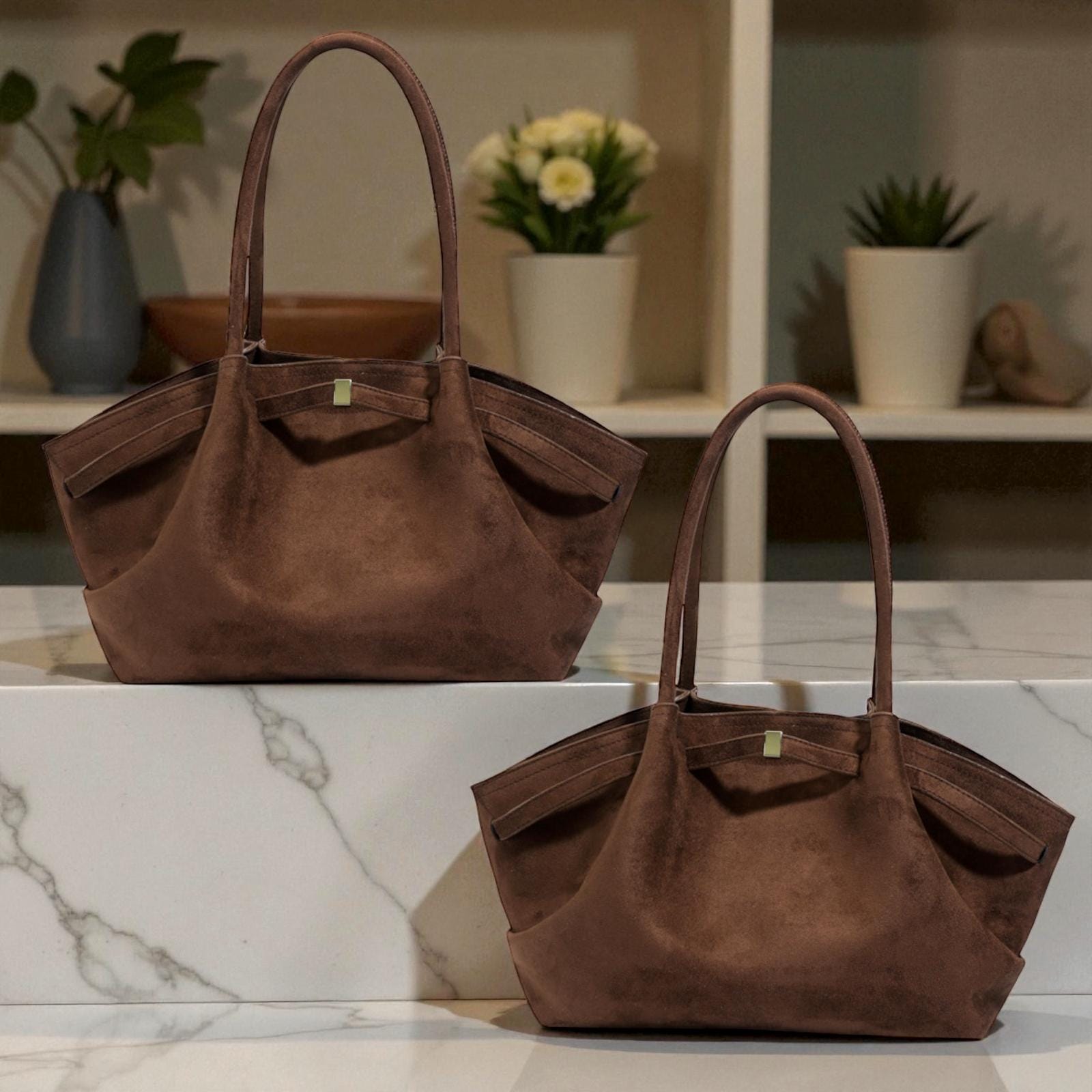 VINTAGE COACH suede shoulder bagbrown