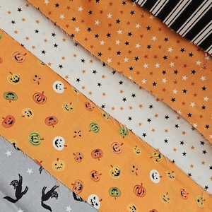 Lewis & Irene Transylvania Glow Fat Quarter Bundle | 5 Halloween Cotton Fabrics, Quilting Patchwork Sewing