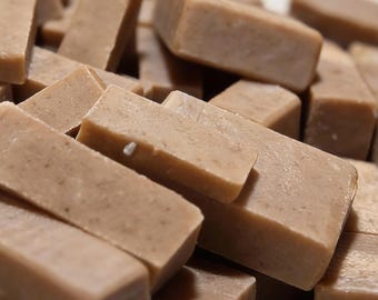 Irish sea moss and green tea soap (seconds and miscuts)