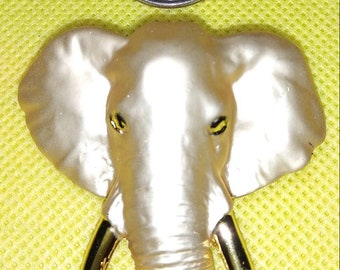 Elephant Brooch Pin: Faux Pearl & Gold Tone