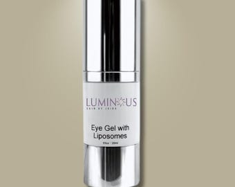 Gel para el contorno de ojos: Tratamiento liposomal para ojeras e hinchazón.