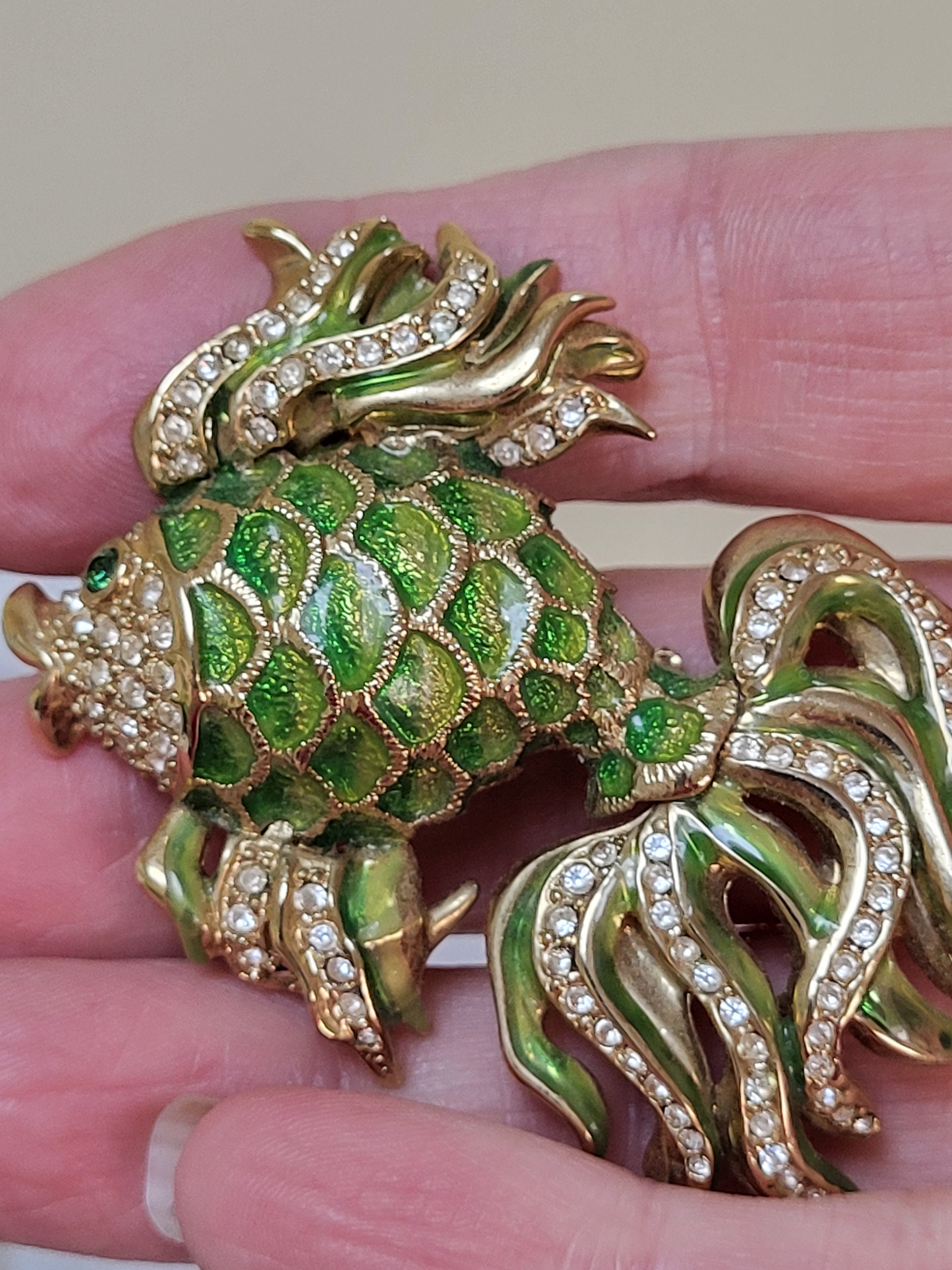 ☆ ST.JOHN ☆セントジョン　ブローチ.ペンダントトップ　アンティーク St John Brooch - Etsy