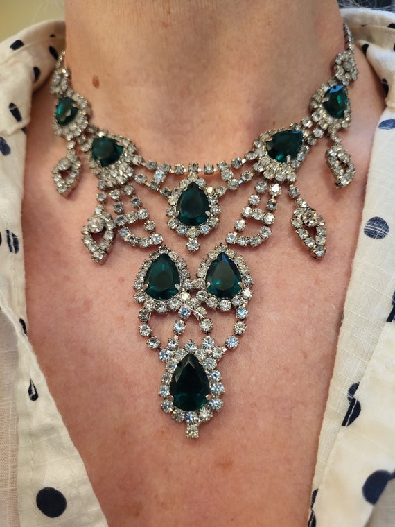Glamorous Large Emerald and Clear Rhinestone Bib … - image 2
