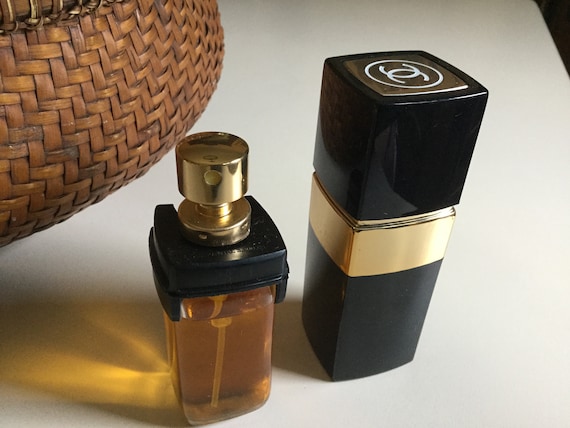 Vintage Chanel Perfume Spray Cologne Refill Case 1 1/2 Oz. 