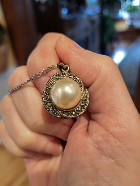 Large Faux Pearl and Marqusite Pendant Necklace S… - image 7