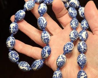 ASIAN Blue and White Pottery Beaded Necklace