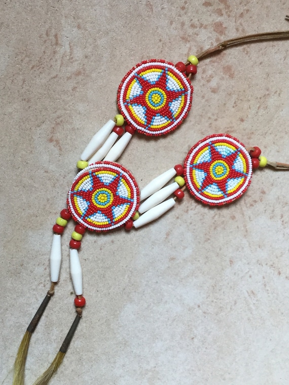 Vintage Native American Seed Beaded Necklace