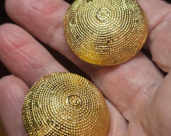 Textured Goldtone 80s Round Raised Disk Clip ons
