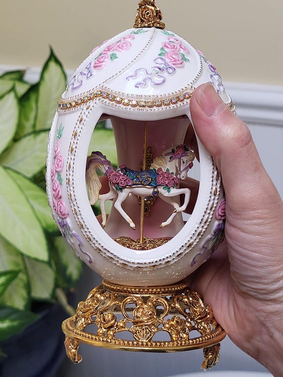 Franklin Mint Carousel Horse Porcelain Egg Music Box - Etsy