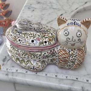Hand Painted Pottery Cat with Mouse Potpourri Dish with Lid Made in Portugal