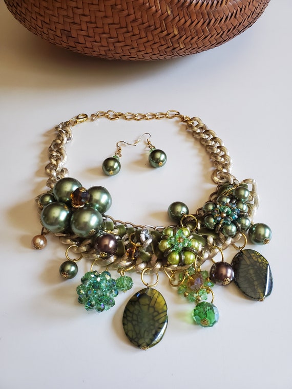 Chunky Statement Necklace and Earrings - image 1