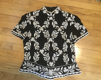 Vintage Adrianna Papell Beaded Black and White Top size 8