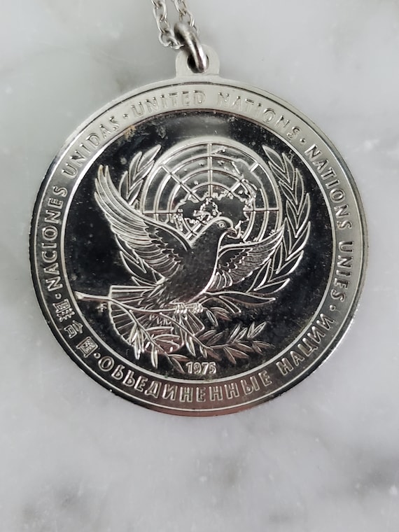 FRANKLIN Mint United Nations Peace Sterling Silver