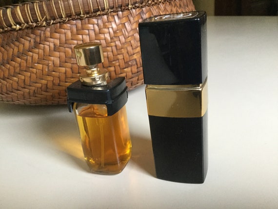 CHANEL Perfume & Cologne