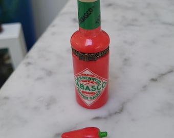 Vintage PHB Porcelian Tabasco Sauce Hinged Trinket Box with Pepper Trinket