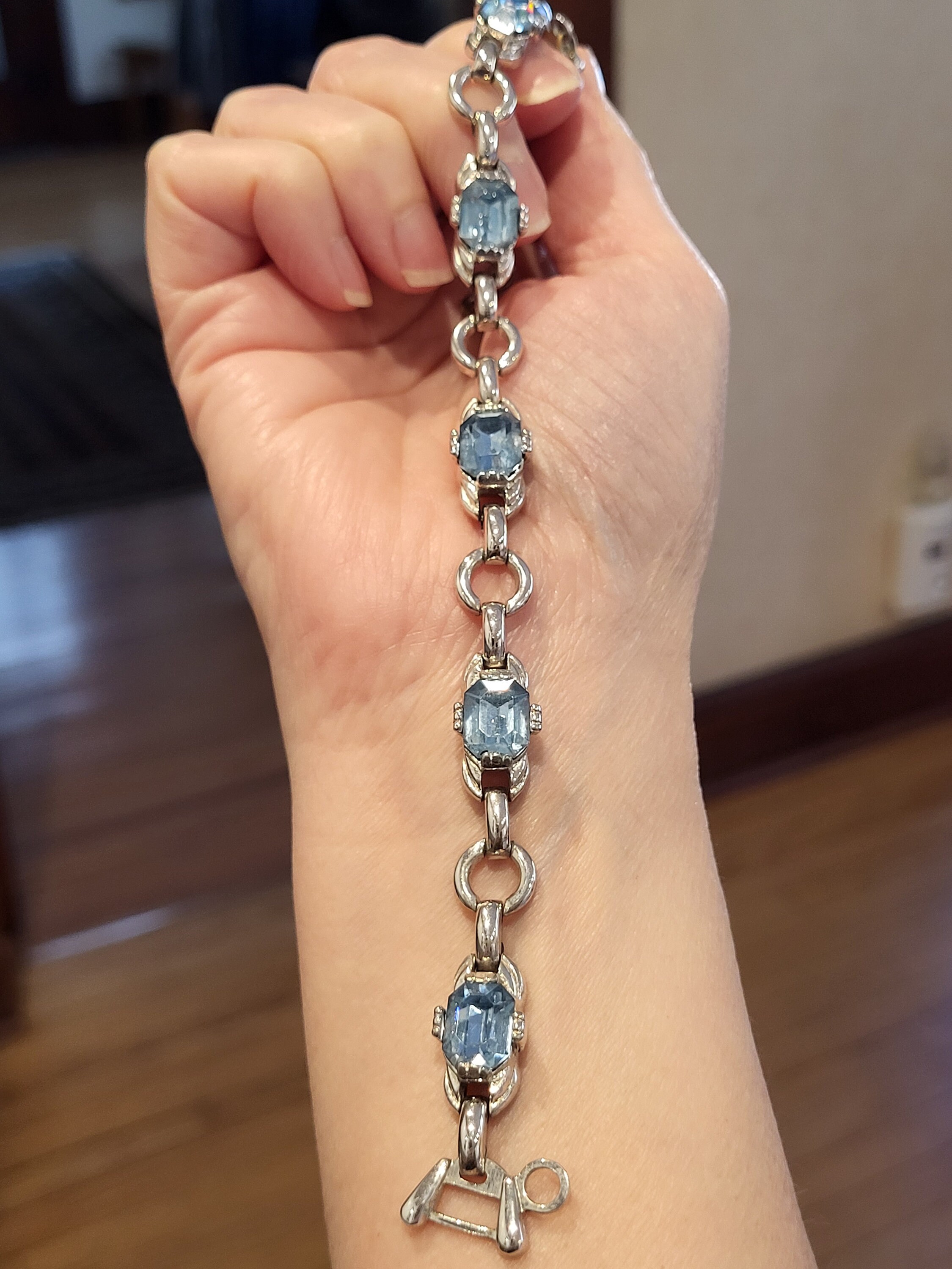 Gorgeous Vintage Barclay Blue Topaz Glass Bracelet 1950s - Etsy