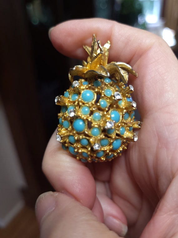 Vintage Faux Turquoise Pineapple Brooch