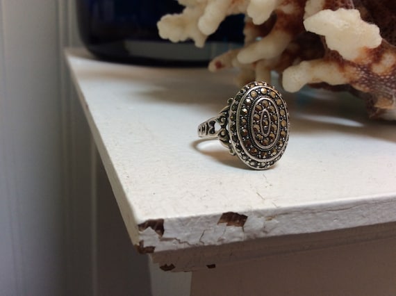 Oval Marqusite Sterling Ring - image 1