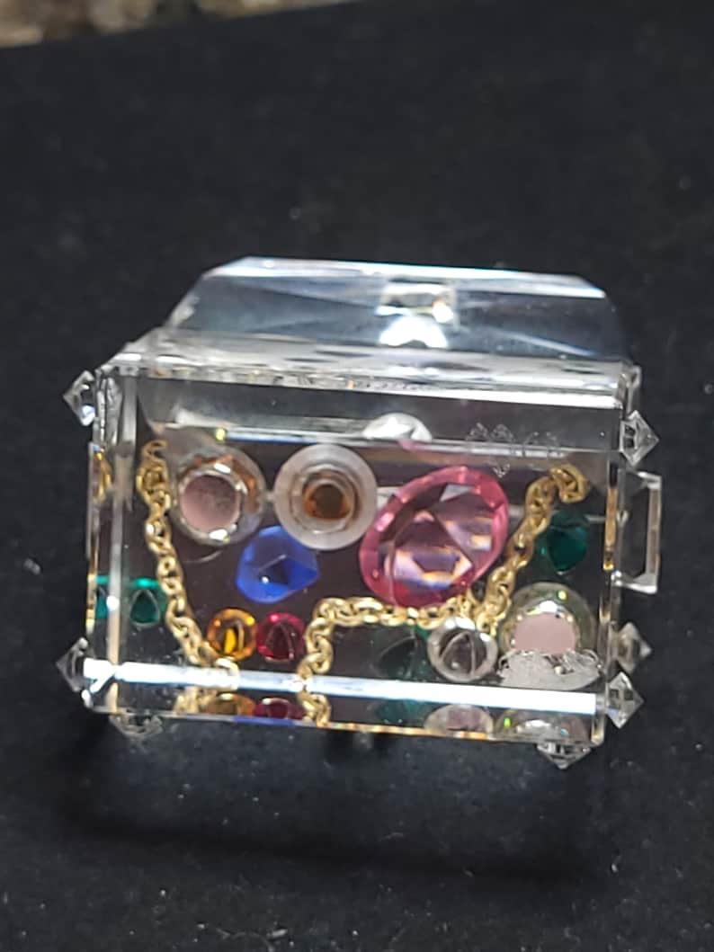 Crystal Minature Treasure Chest Figurine image 7