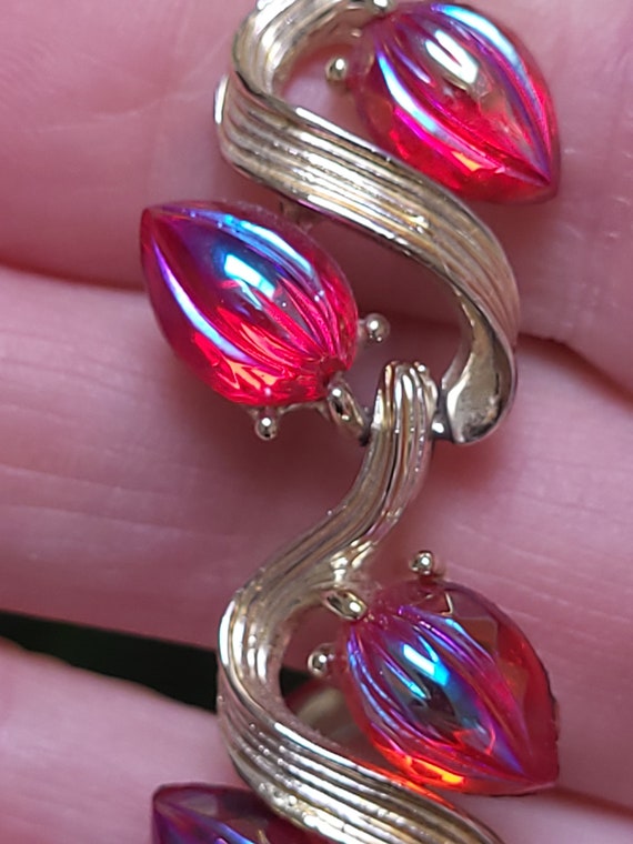 Vintage Dodds 11 W 30 St INC Fire Opal Glass choker
